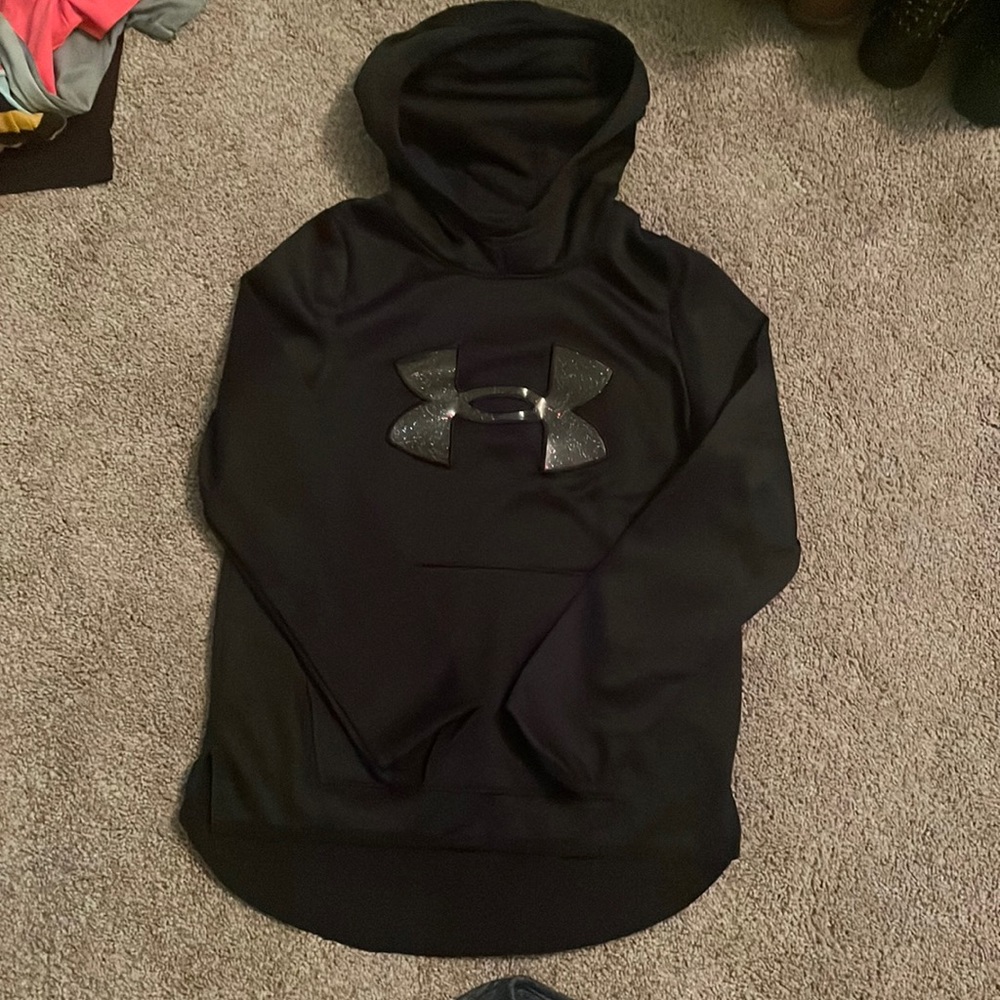Under armor girl youth medium sweatshirt!